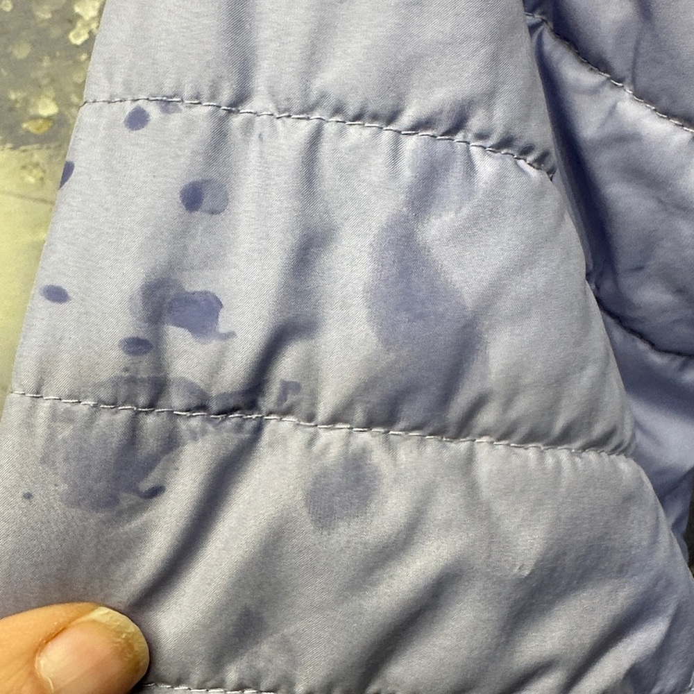 The North Face Girls Mossbud Swirl Parka, Purple Size Medium W/ Flaws - Picture 13 of 13